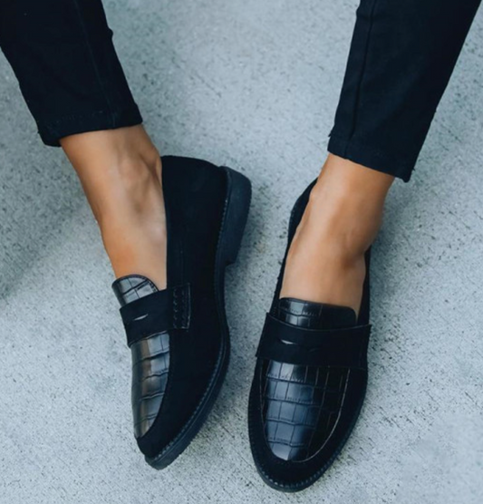Belén | Sandalias de ante para mujer con estampado de cocodrilo deslizadas