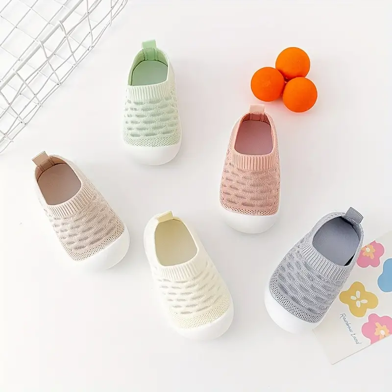 Mia | Children's Barefoot Shoes - Flexible Wide Toe Sneakers for Babies and Toddlers