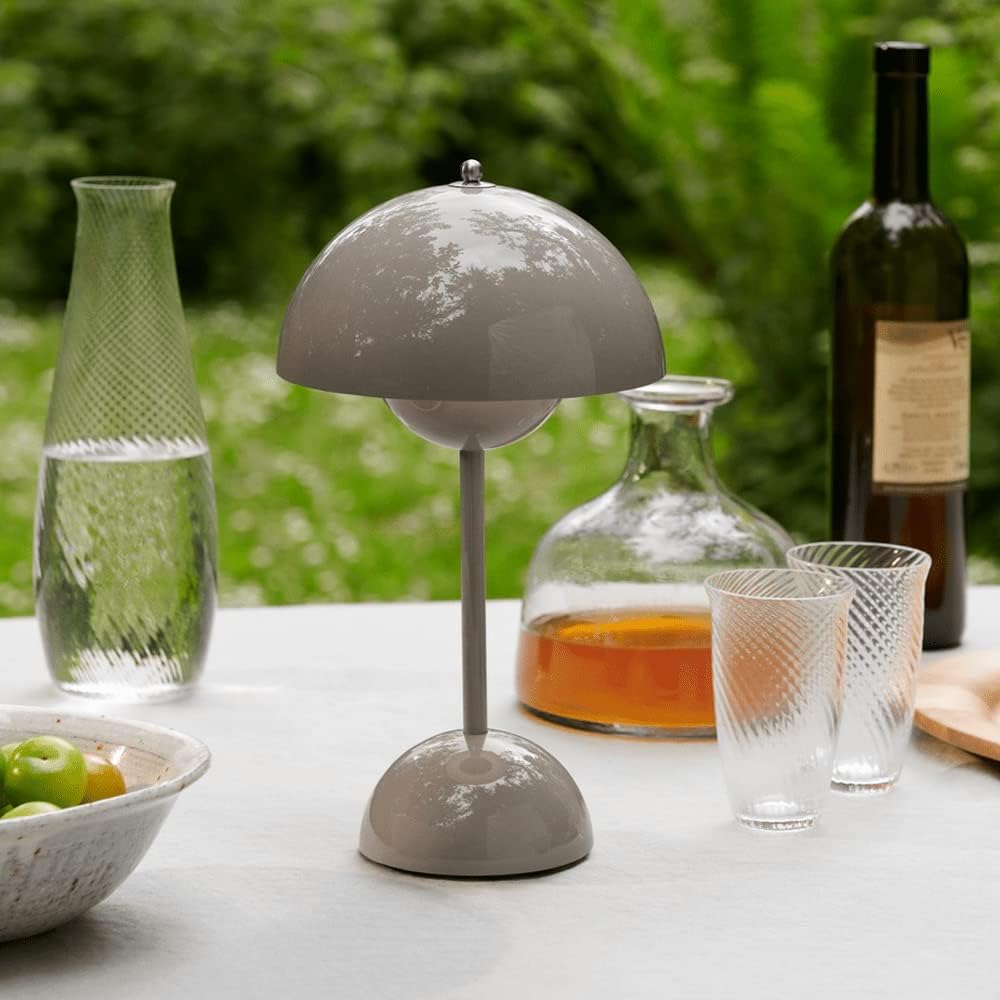 Stüna | Lampa stołowa LED