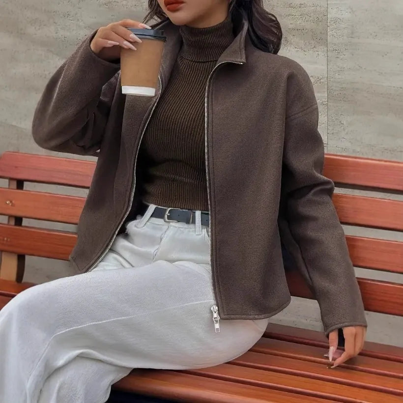 Women's Cropped Relaxed-Fit Jacket | Modern and Casual