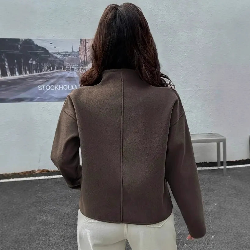 Women's Cropped Relaxed-Fit Jacket | Modern and Casual