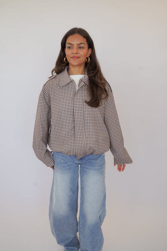 Chaqueta de mujer a cuadros con cremallera