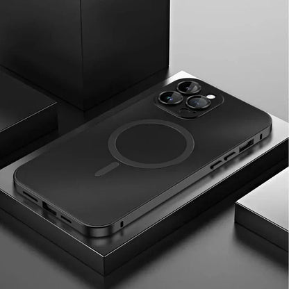 Cody | Smukłe Magnetyczne Etui Na iPhone'a