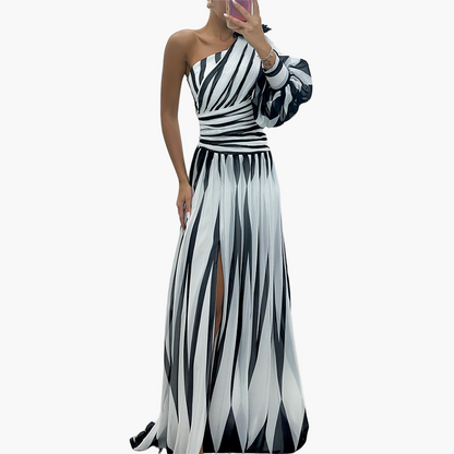 Vestido Maxi de Un Hombro con Rayas | Elegante Vestido de Noche con Abertura