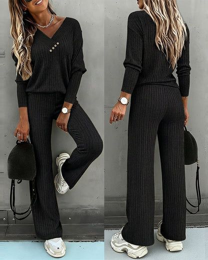 Ensemble coordonné en maille côtelée pour femme avec col en V | Manches longues et style jambes droites