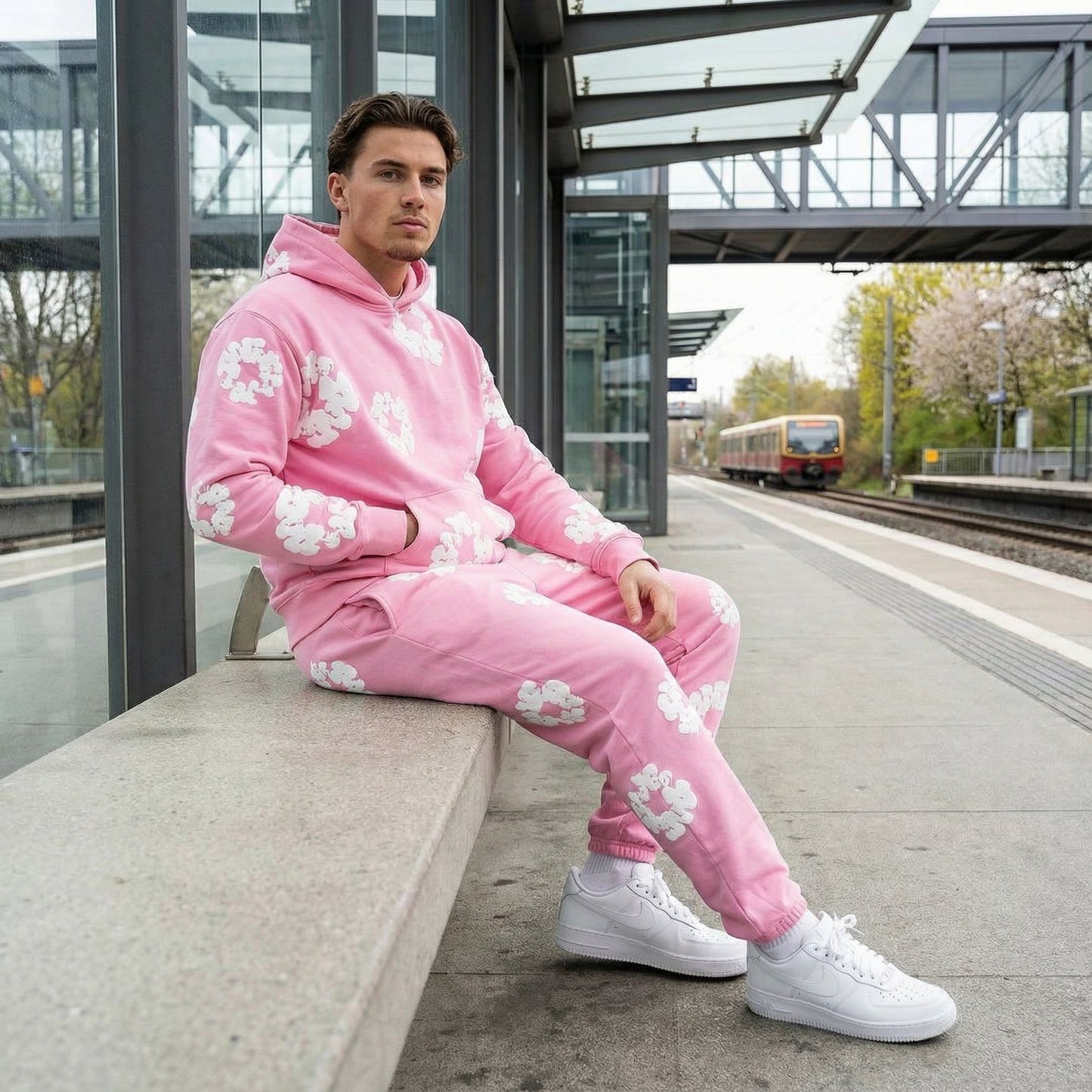 Męski Dres W Kwiatowy Nadruk | Zrelaksowany Komfort Dwuczęściowy