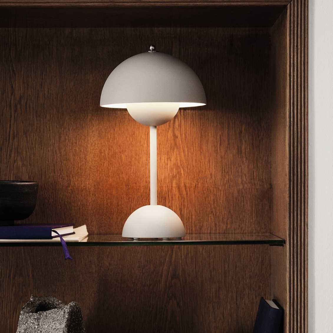 Stüna | Lampa stołowa LED