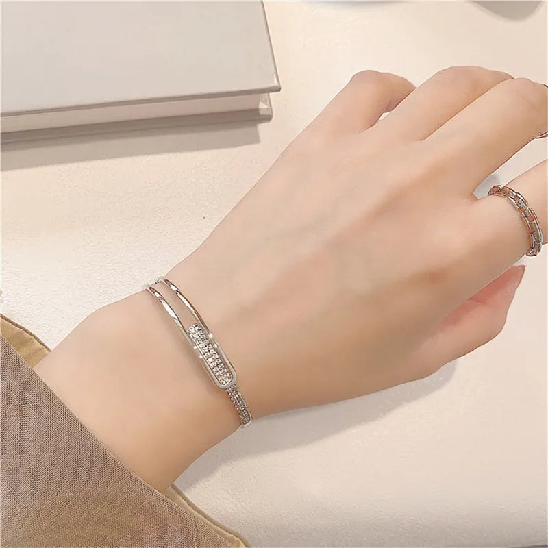 Otwarta Bransoletka Typu Bangle z Musujący Akcentem