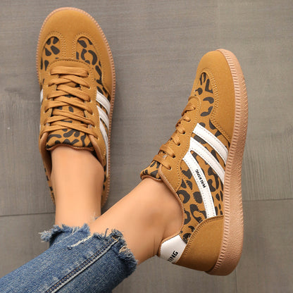 Scarpe da ginnastica leggere e comode da donna