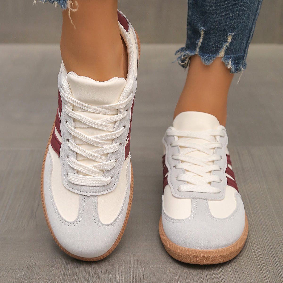 Scarpe da ginnastica leggere e comode da donna