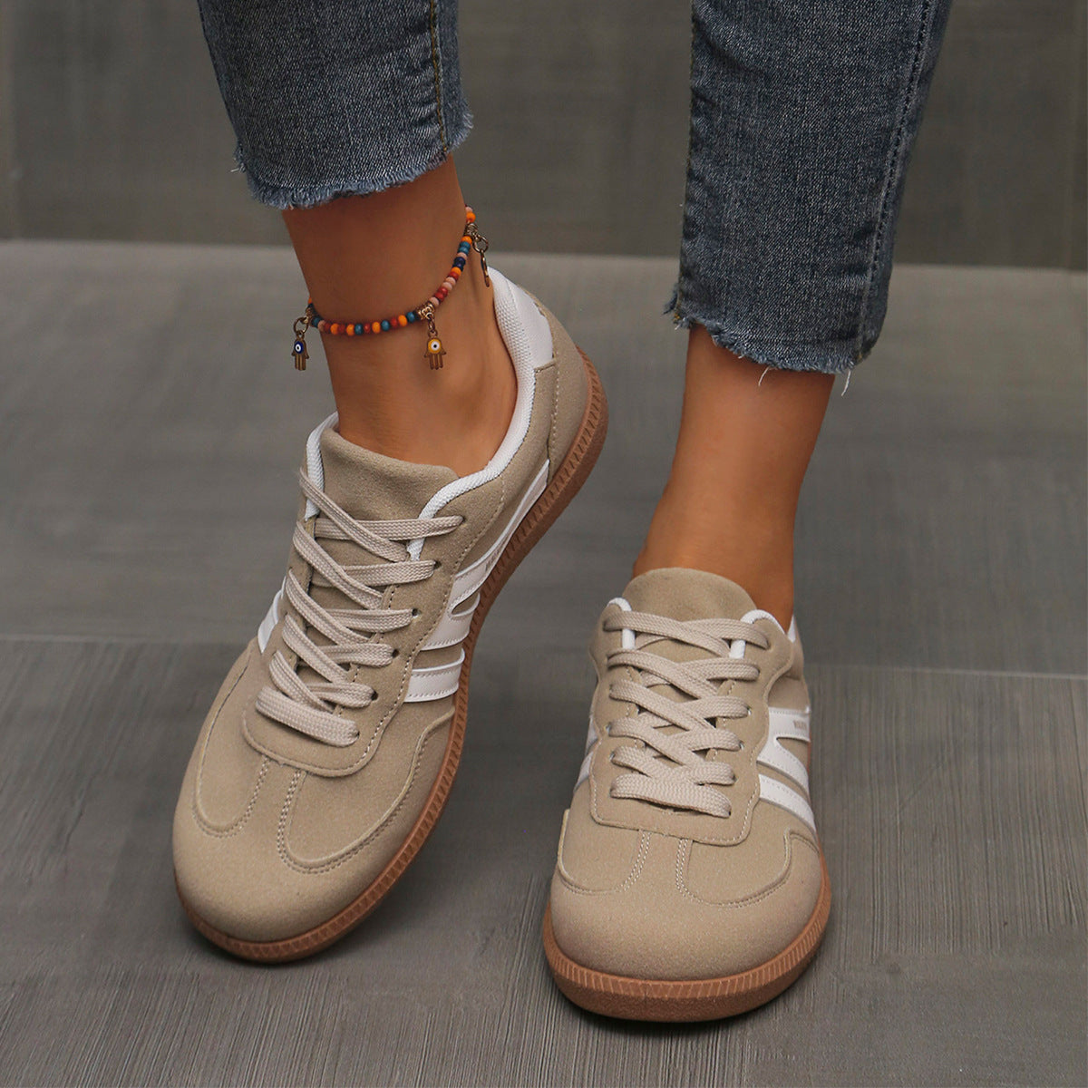 Scarpe da ginnastica leggere e comode da donna