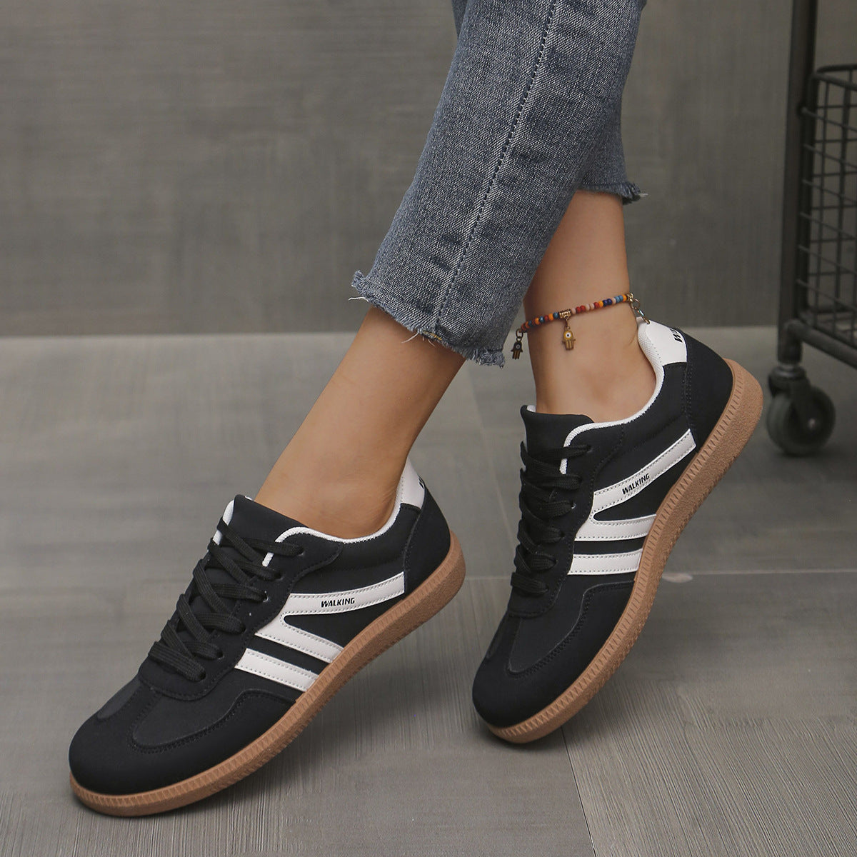 Scarpe da ginnastica leggere e comode da donna