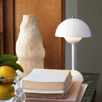 Stüna | Lampa stołowa LED