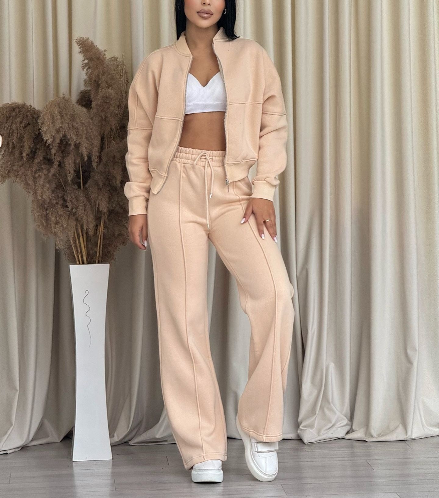 Conjunto Elegante a Medida con Cierre Relámpago, Top y Pantalones a Juego para Mujer