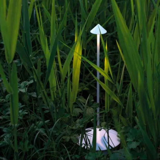 Bezprzewodowa i ładowalna lampa stołowa LED Stolja |