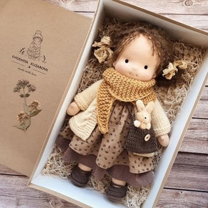 Muñeca Hecha a Mano para Bebés en Estilo Waldorf