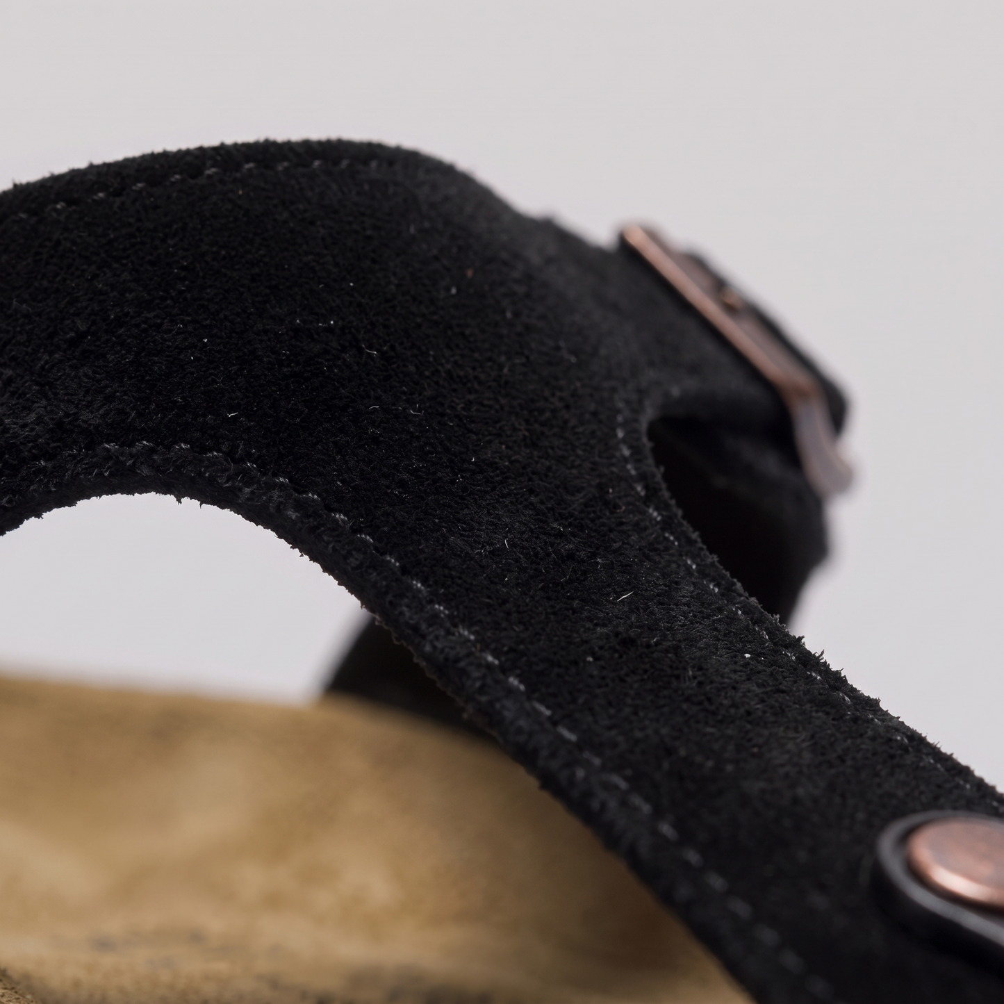 Pánské sandály s přezkou z imitace semiše | Korkový styl, pohodlná stélka
