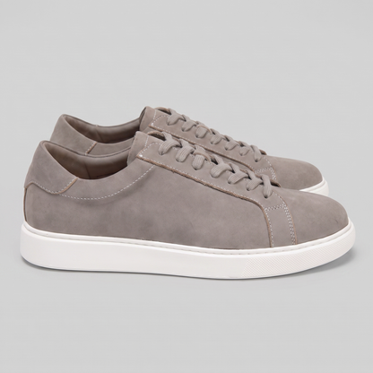 Baskets basses pour hommes en style daim | Design minimaliste épuré