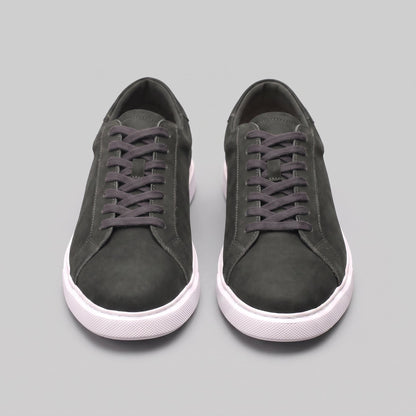 Baskets basses pour hommes en style daim | Design minimaliste épuré