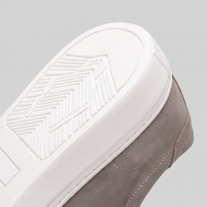 Baskets basses pour hommes en style daim | Design minimaliste épuré