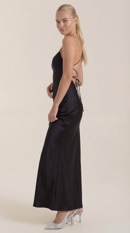 Women's Maxi Dress with V-Neckline | Elegant Evening Occasion Wear