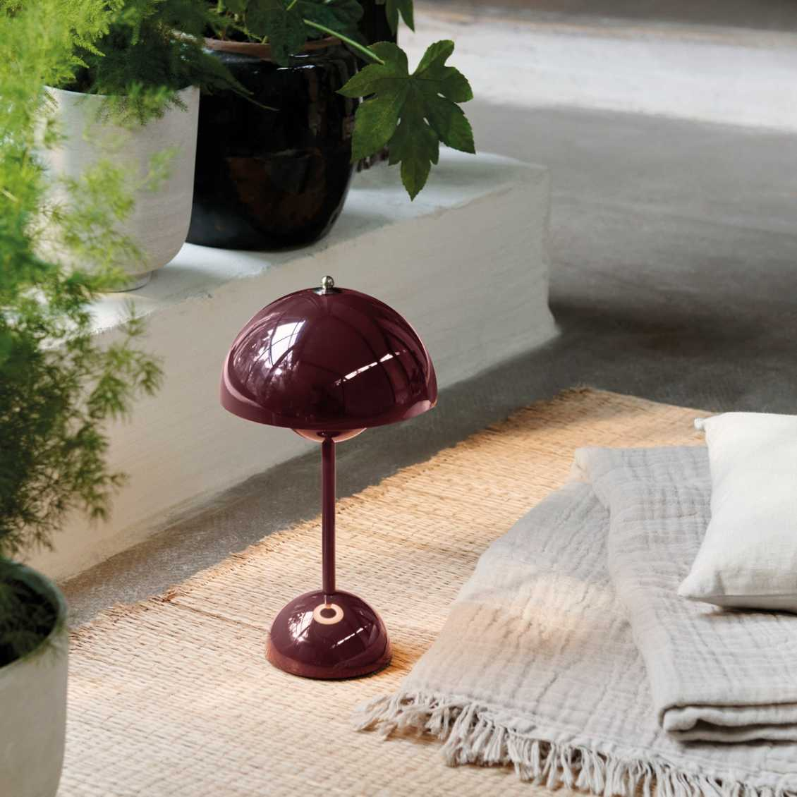 Stüna | Lampa stołowa LED