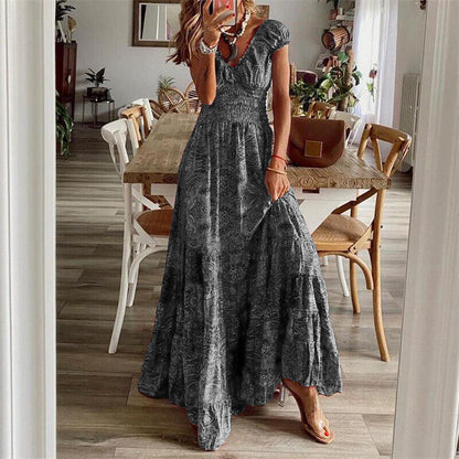 Corly | Sukienka maxi w stylu bohemy z dopasowaną talią